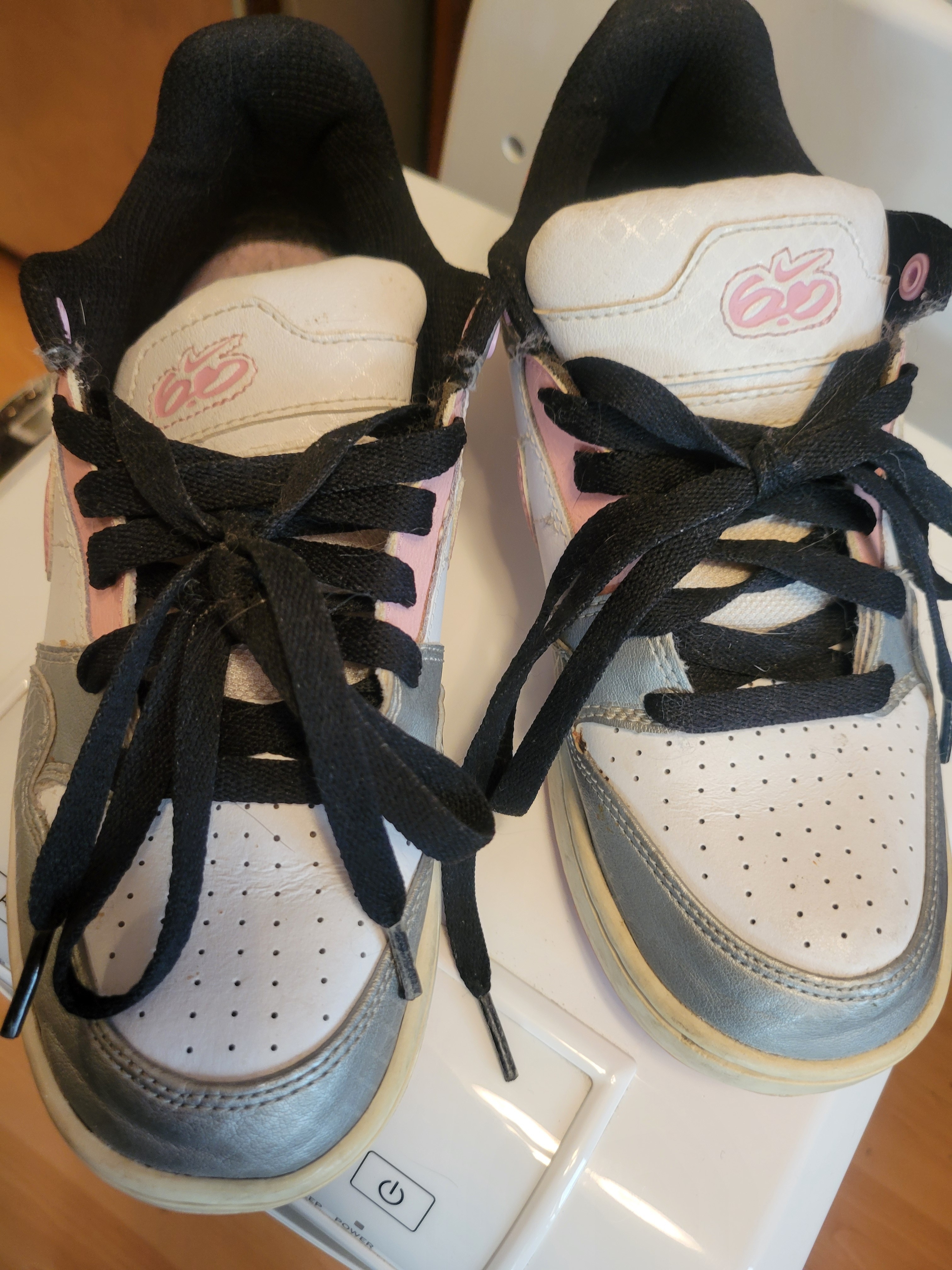 Womens Nike 60